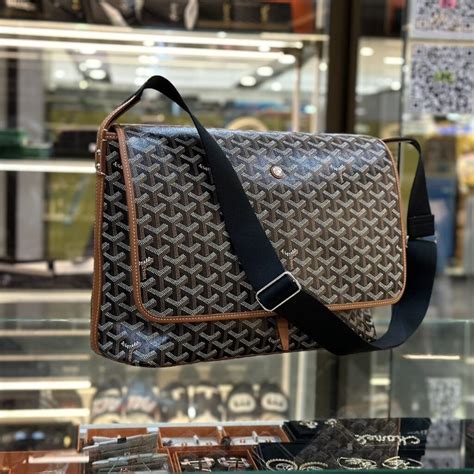 goyard bag messenger|goyard messenger bag men.